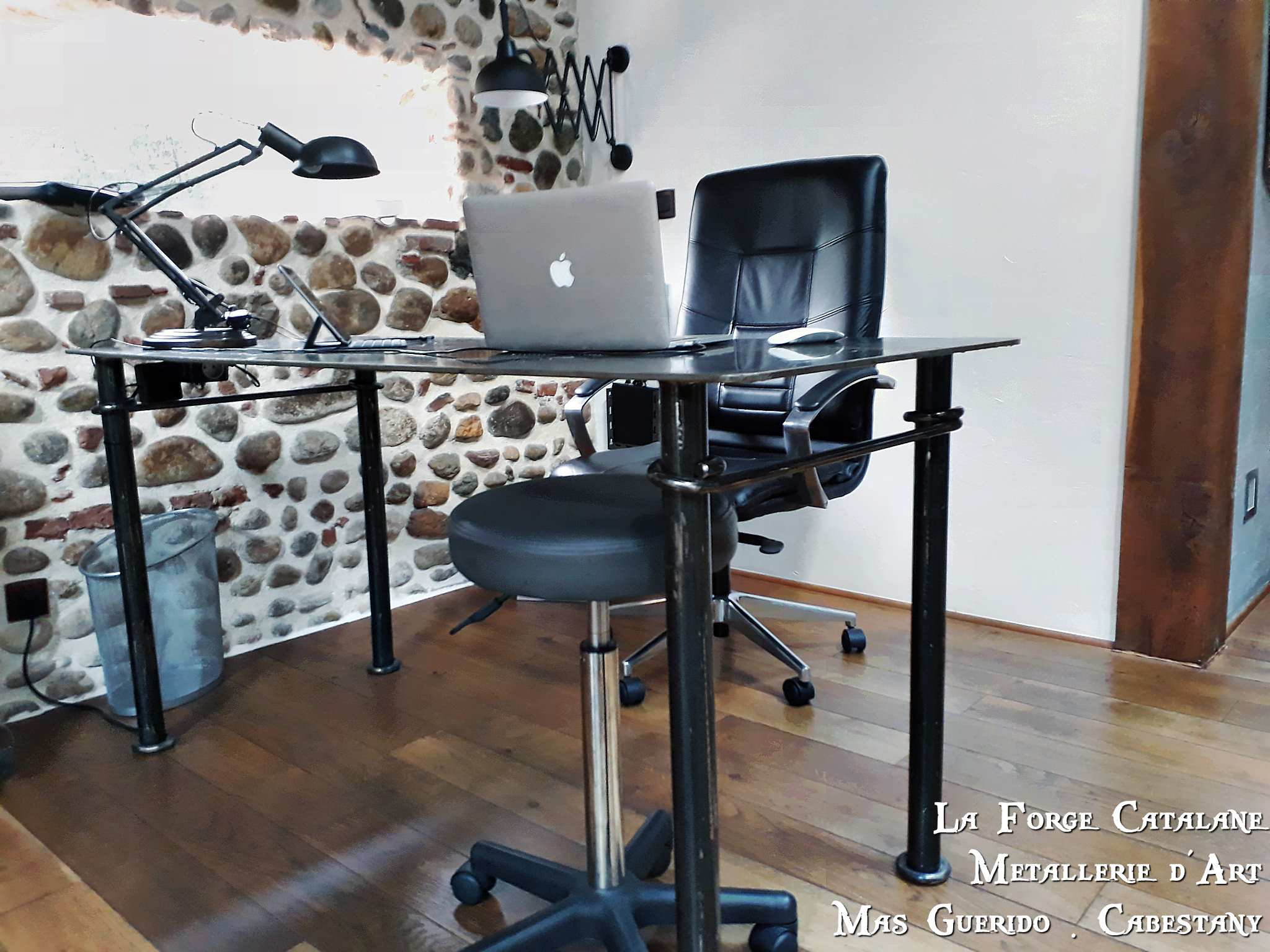 bureau industriel plateau fer forge catalane 2.jpg